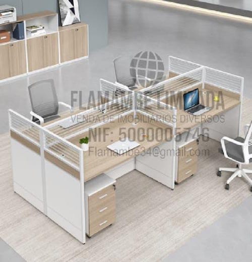 Estação de Trabalho 4 Lugares – Funcionalidade e Estilo para Ambientes Corporativos