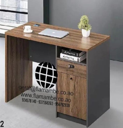Mesa de Escritório Modelo 112 – Elegância e Funcionalidade